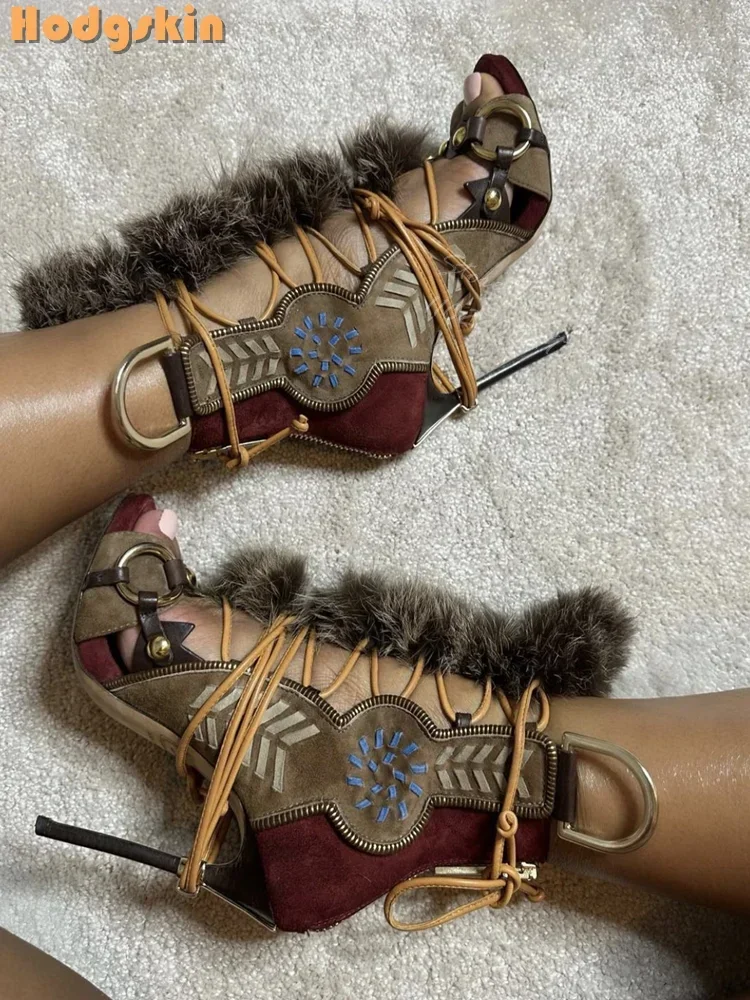 Patchwork Suede Faux Fur Decor - огляд і ціна Sandal Strappy Heeled